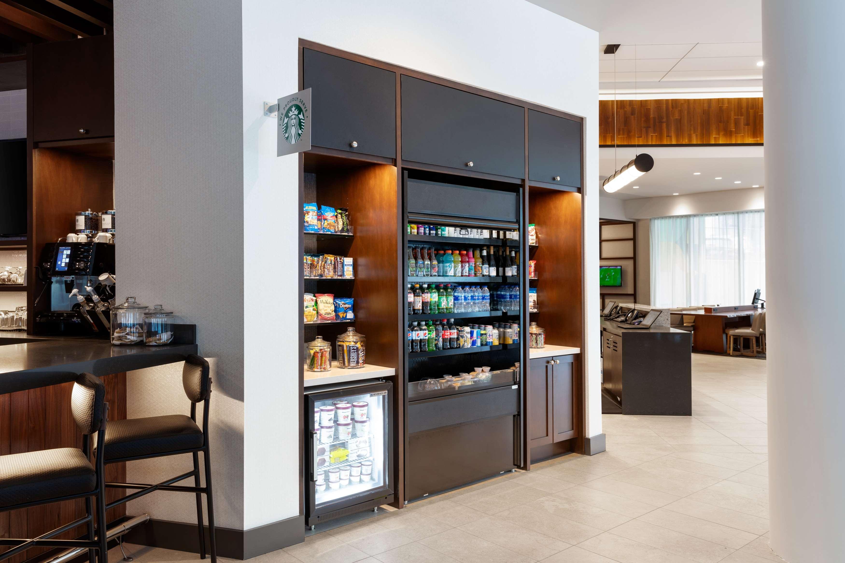 Hyatt Place Centennial Park Hotel